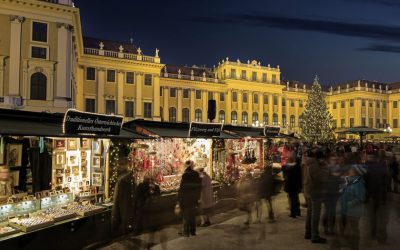 Christmas market at Schönbrunn Palace in Vienna